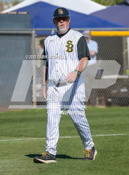 Thumbnail 2 in Santa Barbara vs. Summit (Coach Bob Invitational) photogallery.