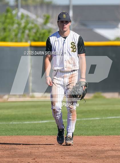 Thumbnail 2 in Santa Barbara vs. Summit (Coach Bob Invitational) photogallery.