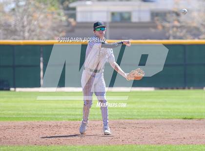 Thumbnail 2 in Santa Barbara vs. Summit (Coach Bob Invitational) photogallery.