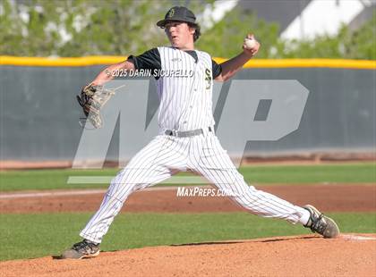 Thumbnail 2 in Santa Barbara vs. Summit (Coach Bob Invitational) photogallery.
