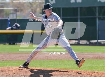 Thumbnail 2 in Santa Barbara vs. Summit (Coach Bob Invitational) photogallery.