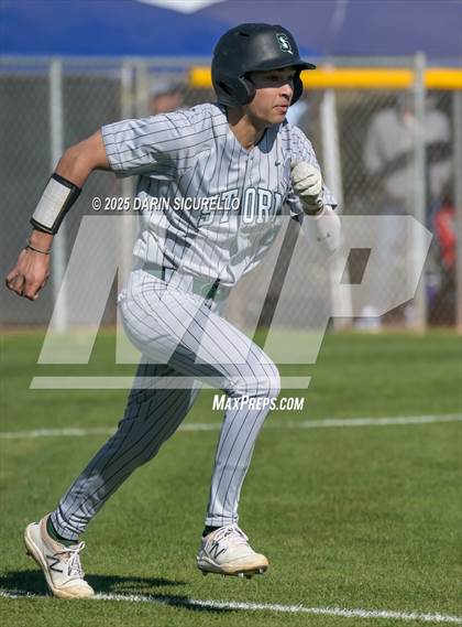 Thumbnail 3 in Santa Barbara vs. Summit (Coach Bob Invitational) photogallery.