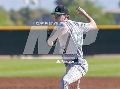 Thumbnail 2 in Santa Barbara vs. Summit (Coach Bob Invitational) photogallery.
