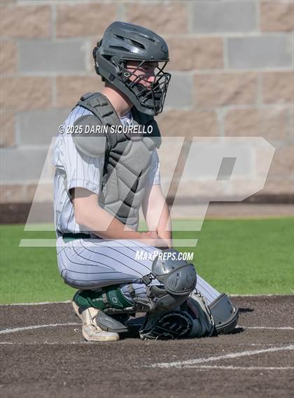 Thumbnail 2 in Santa Barbara vs. Summit (Coach Bob Invitational) photogallery.
