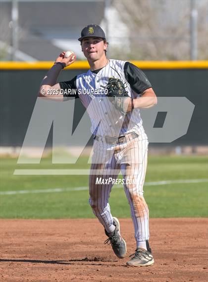 Thumbnail 1 in Santa Barbara vs. Summit (Coach Bob Invitational) photogallery.