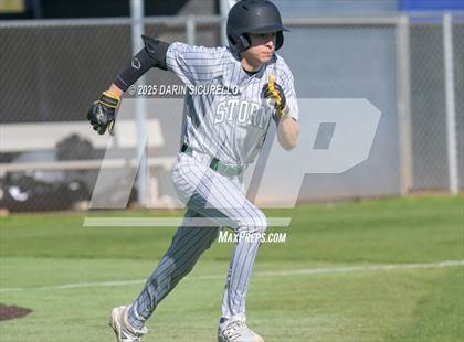 Thumbnail 1 in Santa Barbara vs. Summit (Coach Bob Invitational) photogallery.