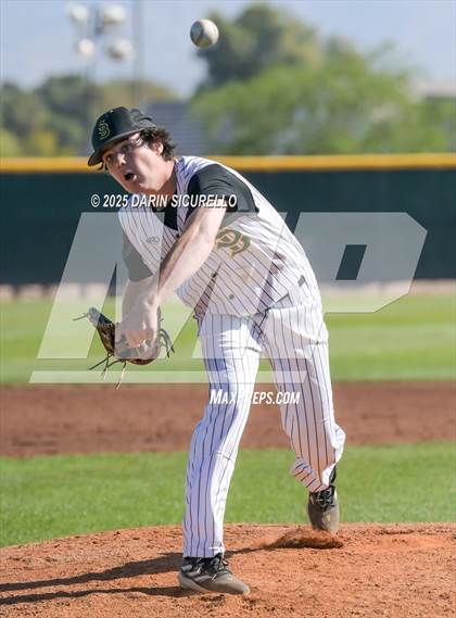 Thumbnail 1 in Santa Barbara vs. Summit (Coach Bob Invitational) photogallery.