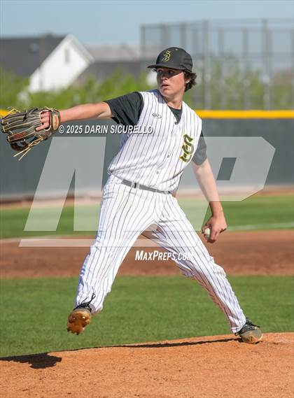 Thumbnail 3 in Santa Barbara vs. Summit (Coach Bob Invitational) photogallery.