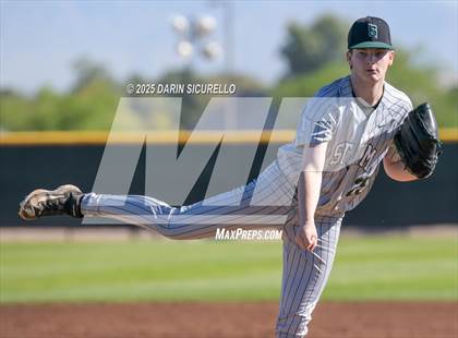 Thumbnail 3 in Santa Barbara vs. Summit (Coach Bob Invitational) photogallery.