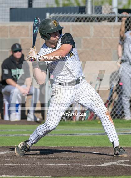 Thumbnail 3 in Santa Barbara vs. Summit (Coach Bob Invitational) photogallery.