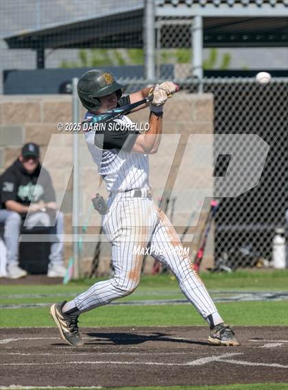 Thumbnail 2 in Santa Barbara vs. Summit (Coach Bob Invitational) photogallery.