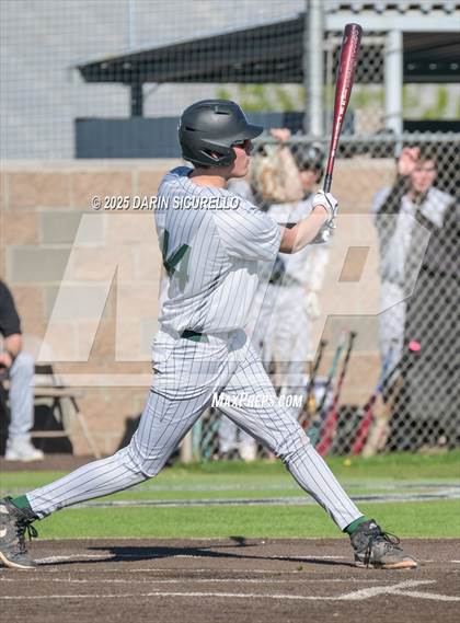 Thumbnail 2 in Santa Barbara vs. Summit (Coach Bob Invitational) photogallery.