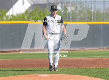 Thumbnail 2 in Santa Barbara vs. Summit (Coach Bob Invitational) photogallery.
