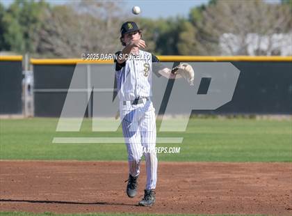 Thumbnail 3 in Santa Barbara vs. Summit (Coach Bob Invitational) photogallery.