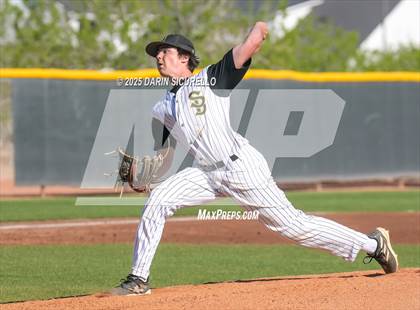 Thumbnail 3 in Santa Barbara vs. Summit (Coach Bob Invitational) photogallery.