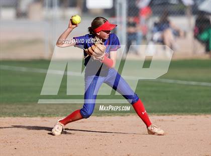 Thumbnail 3 in Desert Vista @ Mountain View photogallery.