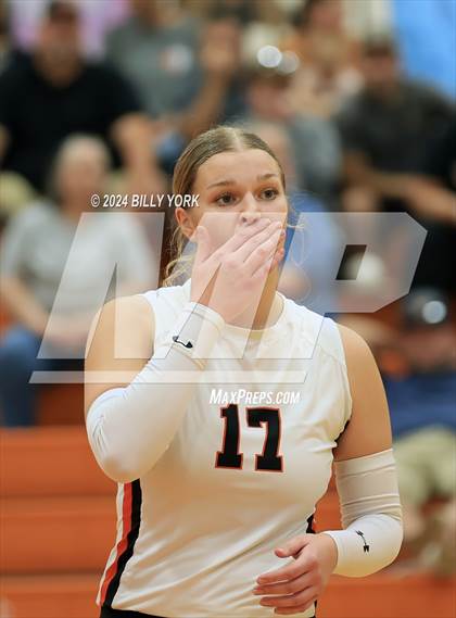 Thumbnail 3 in Grand Saline vs Quitman photogallery.