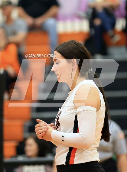 Thumbnail 1 in Grand Saline vs Quitman photogallery.