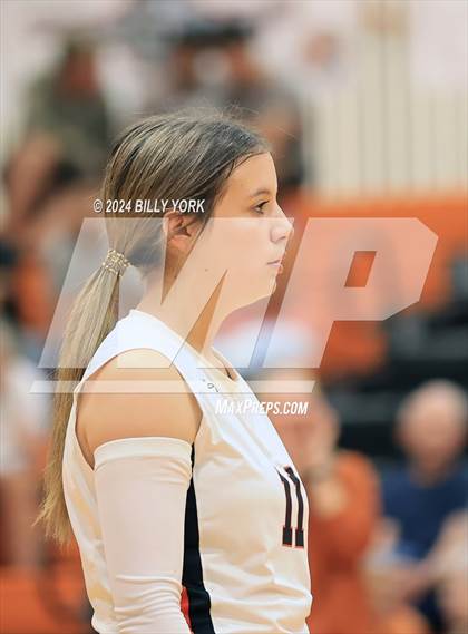 Thumbnail 1 in Grand Saline vs Quitman photogallery.