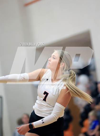 Thumbnail 3 in Grand Saline vs Quitman photogallery.