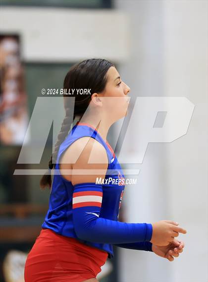 Thumbnail 2 in Grand Saline vs Quitman photogallery.