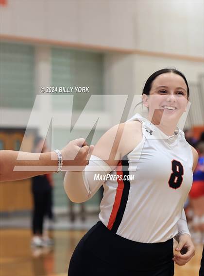 Thumbnail 2 in Grand Saline vs Quitman photogallery.