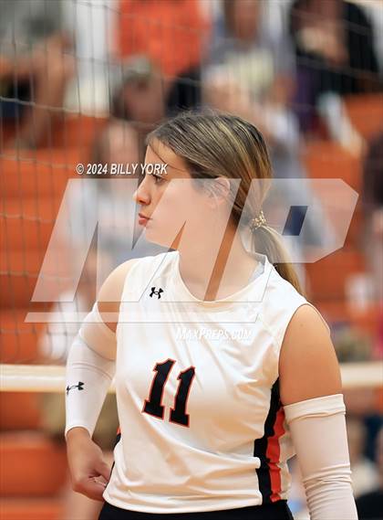 Thumbnail 3 in Grand Saline vs Quitman photogallery.