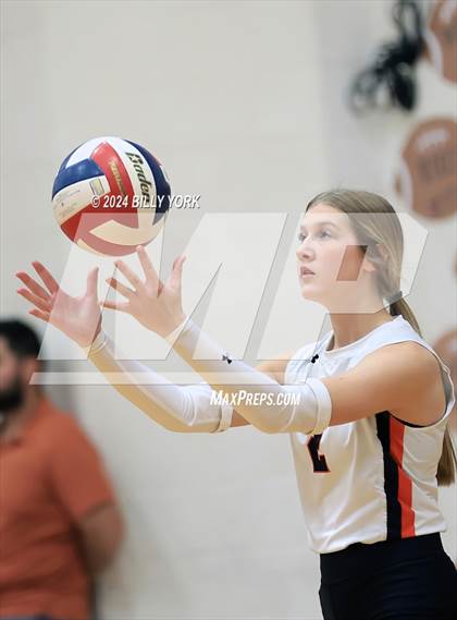 Thumbnail 3 in Grand Saline vs Quitman photogallery.