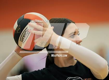 Thumbnail 2 in Grand Saline vs Quitman photogallery.