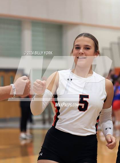 Thumbnail 3 in Grand Saline vs Quitman photogallery.