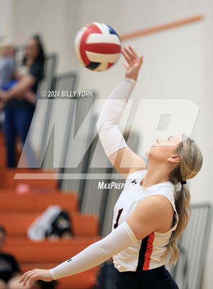 Thumbnail 3 in Grand Saline vs Quitman photogallery.