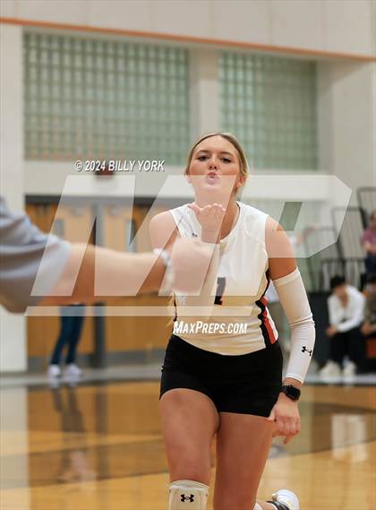 Thumbnail 1 in Grand Saline vs Quitman photogallery.
