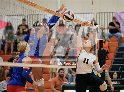 Thumbnail 1 in Grand Saline vs Quitman photogallery.