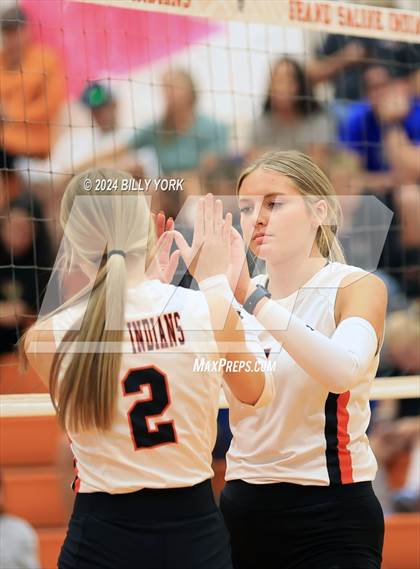Thumbnail 1 in Grand Saline vs Quitman photogallery.