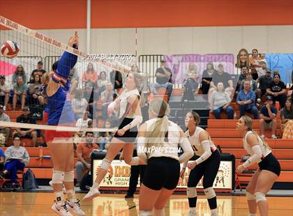 Thumbnail 2 in Grand Saline vs Quitman photogallery.