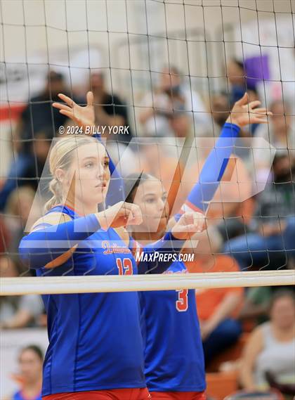 Thumbnail 2 in Grand Saline vs Quitman photogallery.