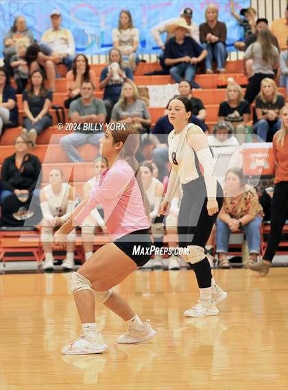 Thumbnail 2 in Grand Saline vs Quitman photogallery.