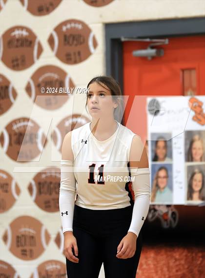 Thumbnail 2 in Grand Saline vs Quitman photogallery.