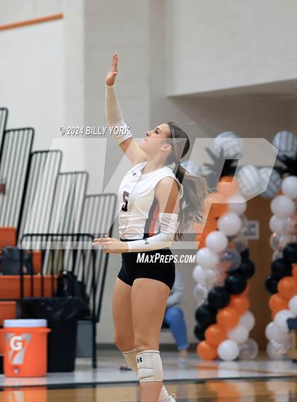 Thumbnail 1 in Grand Saline vs Quitman photogallery.