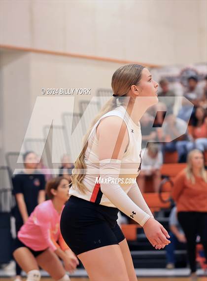 Thumbnail 2 in Grand Saline vs Quitman photogallery.