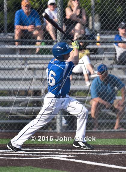 Thumbnail 3 in Newport @ Bothell photogallery.