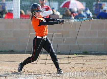 Thumbnail 2 in Gilmer vs. Sabine (Carthage TNT Tournament) photogallery.