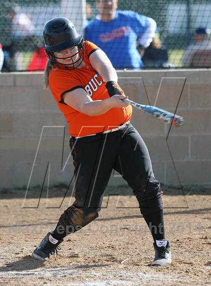 Thumbnail 2 in Gilmer vs. Sabine (Carthage TNT Tournament) photogallery.