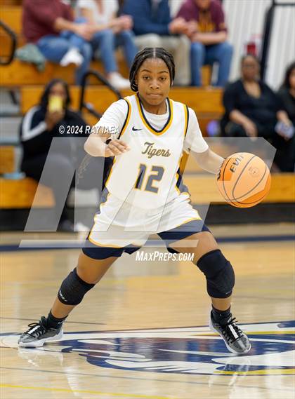 Thumbnail 2 in Woodcreek @ Inderkum photogallery.