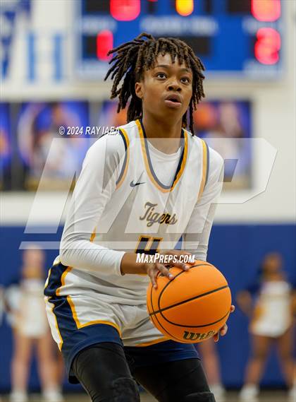 Thumbnail 2 in Woodcreek @ Inderkum photogallery.