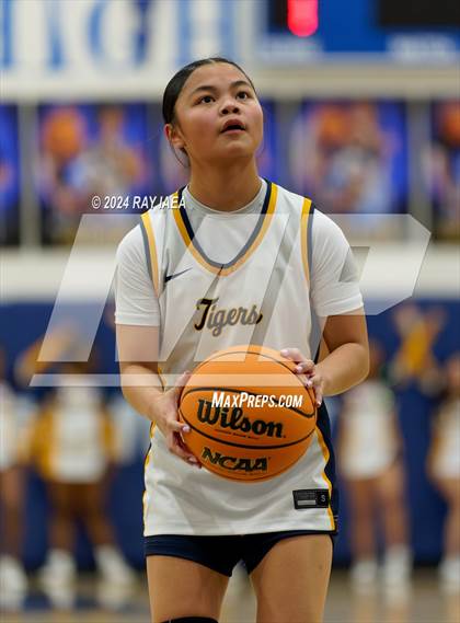 Thumbnail 1 in Woodcreek @ Inderkum photogallery.