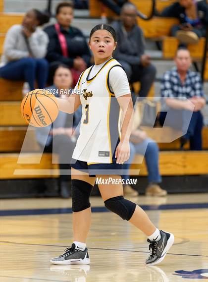 Thumbnail 3 in Woodcreek @ Inderkum photogallery.