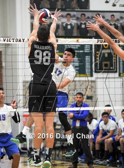 Thumbnail 2 in Jordan vs. Saddleback Valley Christian (CIF SoCal Regional D3 Final) photogallery.