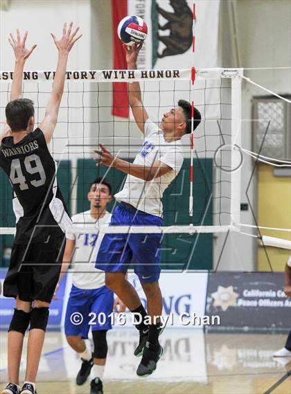 Thumbnail 2 in Jordan vs. Saddleback Valley Christian (CIF SoCal Regional D3 Final) photogallery.
