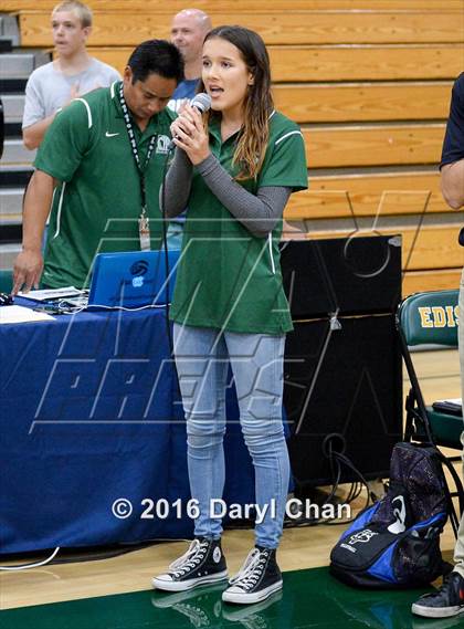 Thumbnail 2 in Jordan vs. Saddleback Valley Christian (CIF SoCal Regional D3 Final) photogallery.